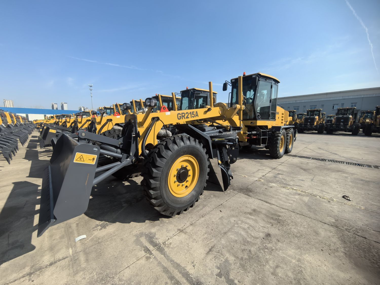 Автогрейдер XCMG GR215A