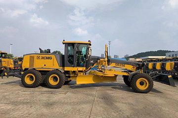 Автогрейдер XCMG GR256