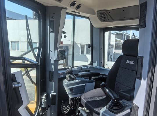 Бульдозер XCMG D260