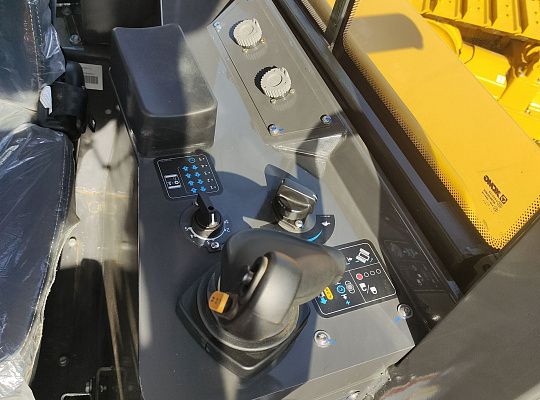 Бульдозер XCMG D360