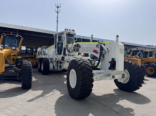Автогрейдер XCMG GR3005T Pro