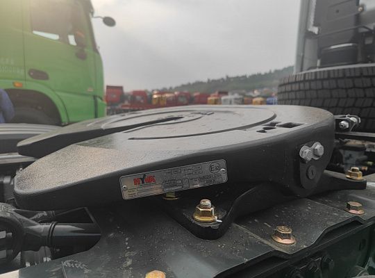 Тягач XCMG XGA4185D5WA