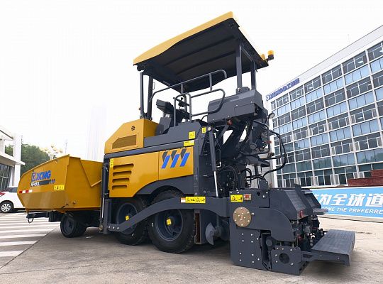 Асфальтоукладчик XCMG RP453L