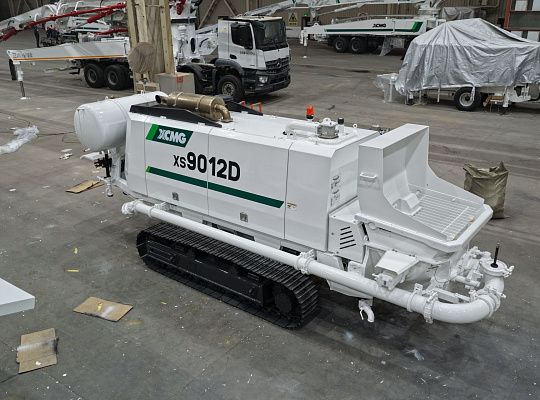 Бетононасос на гусеничном ходу XCMG XS9012D
